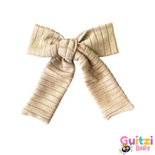 Cargar imagen en el visor de la galería, Moño mediano
