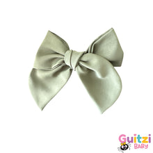 Cargar imagen en el visor de la galería, Moño mediano
